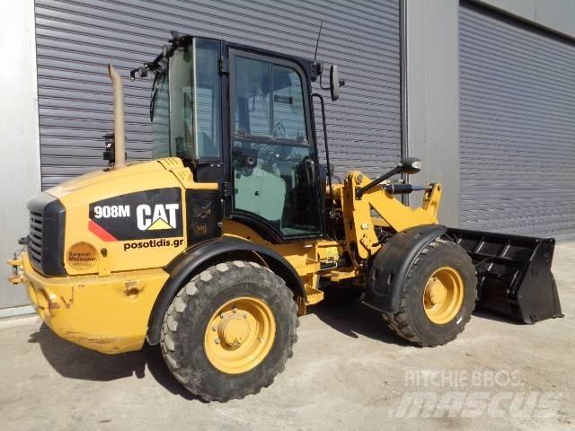 CAT 908M Naudoti ratiniai krautuvai