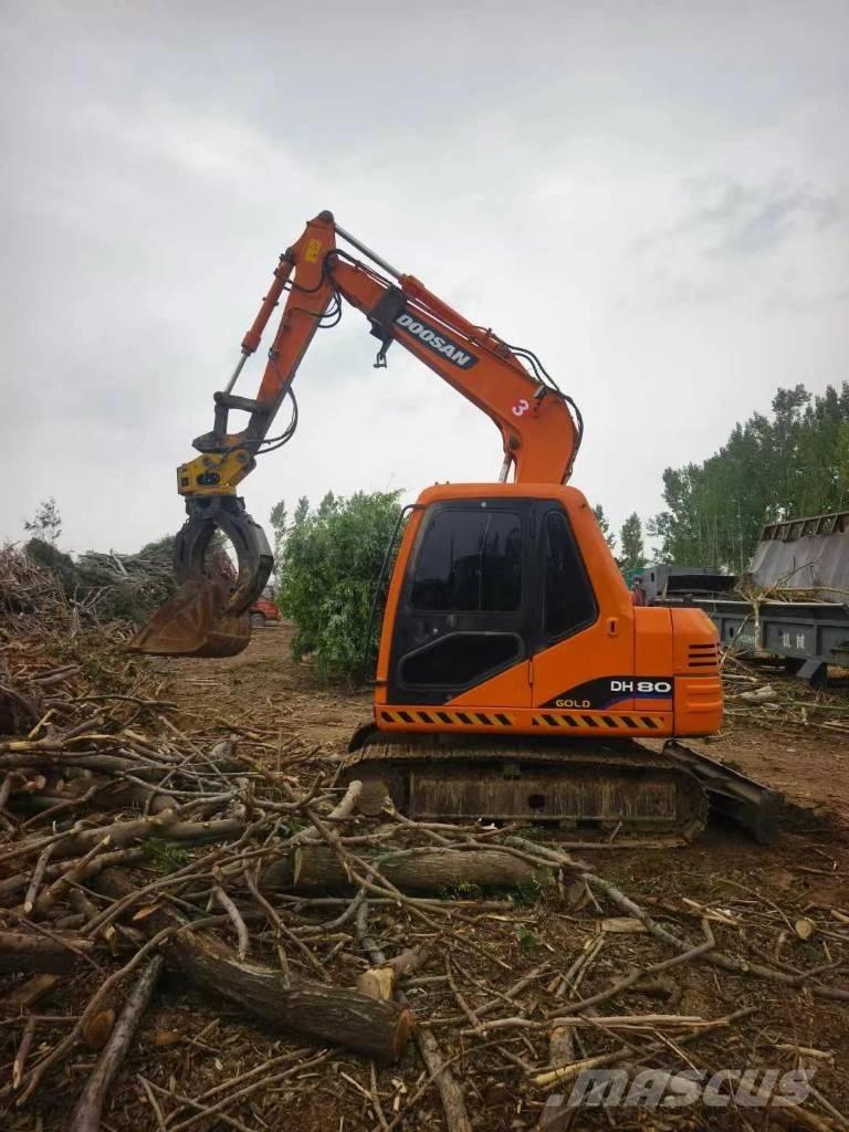 Doosan DH 80 Vikšriniai ekskavatoriai