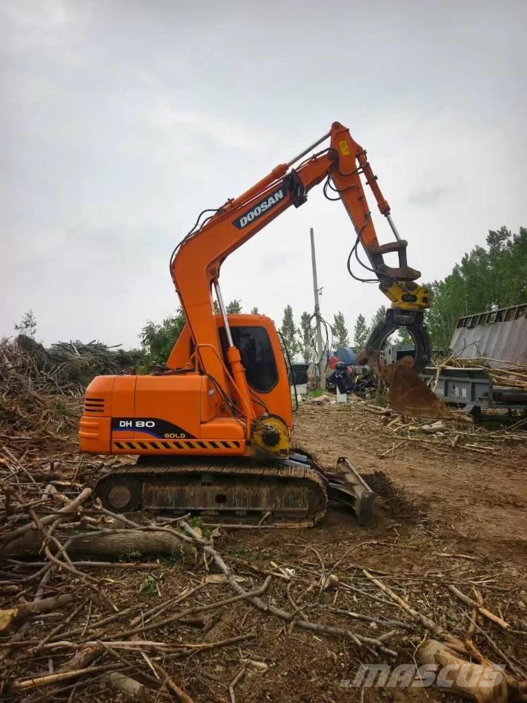 Doosan DH 80 Vikšriniai ekskavatoriai