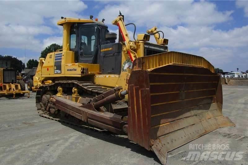 Komatsu D275A-5 Vikšriniai buldozeriai
