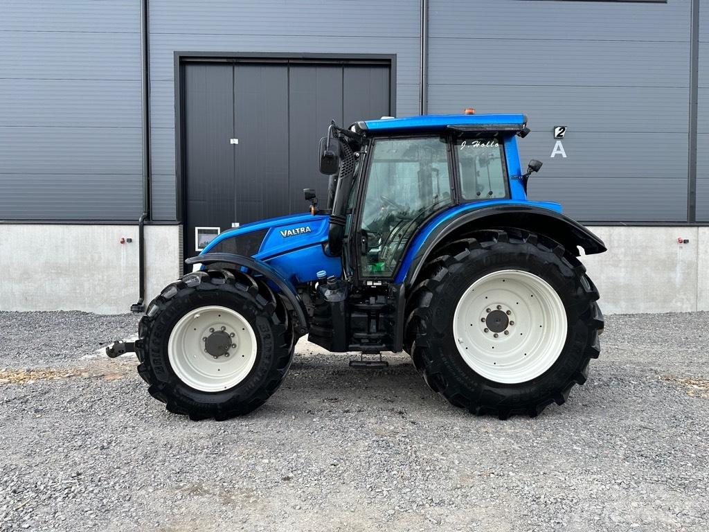 Valtra N 123 Traktoriai