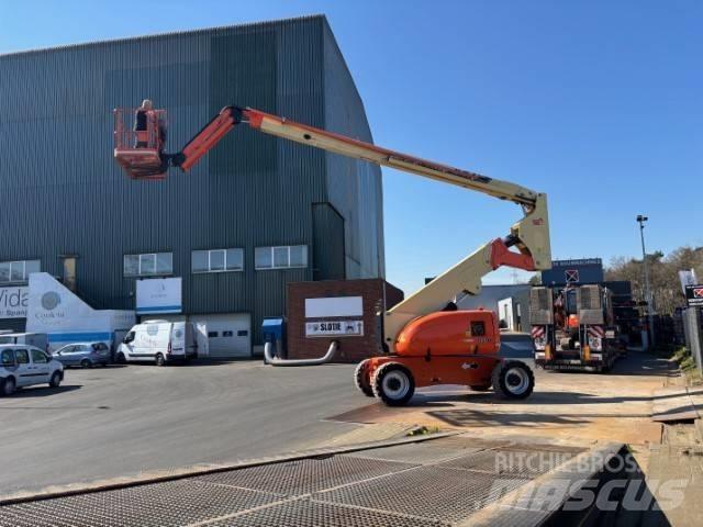 JLG 800 AJ Alkūniniai keltuvai