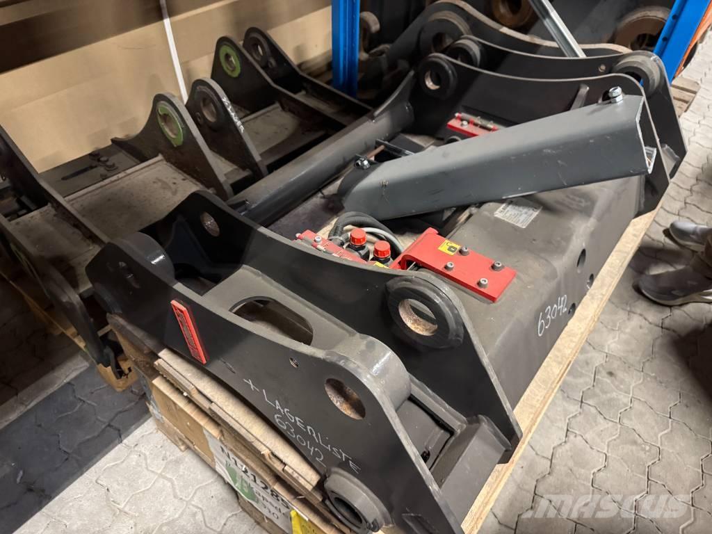 OilQuick OQL310 Naudoti ratiniai krautuvai