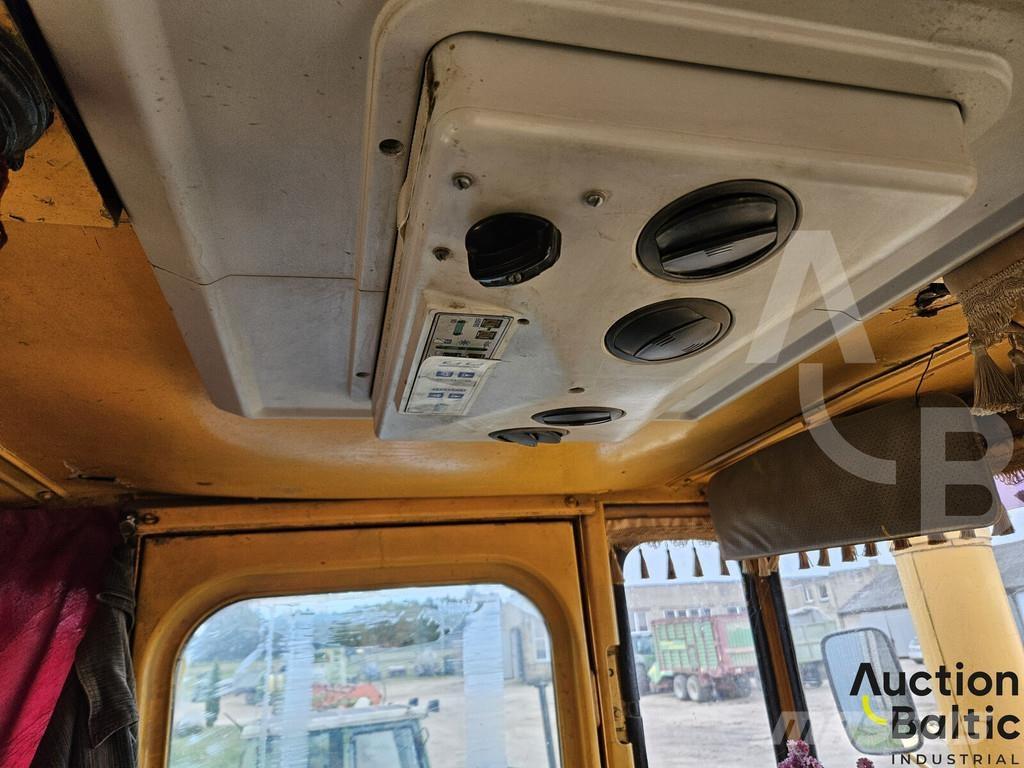  Kirovec K-701 Traktoriai