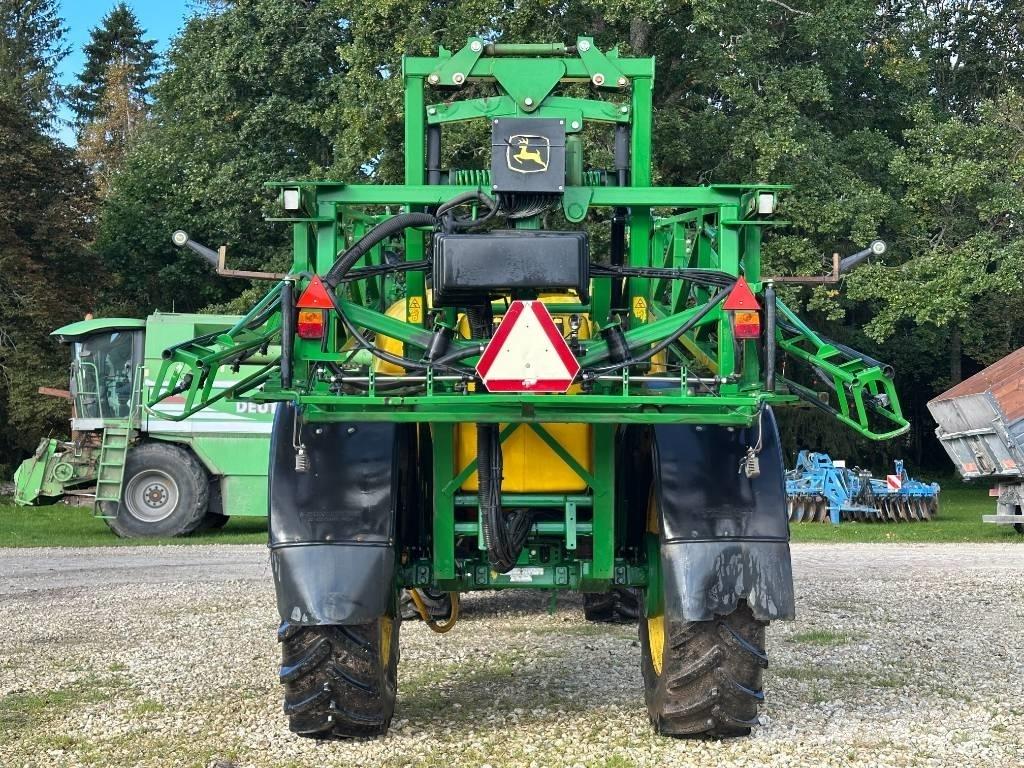 John Deere 740 Prikabinami purkštuvai
