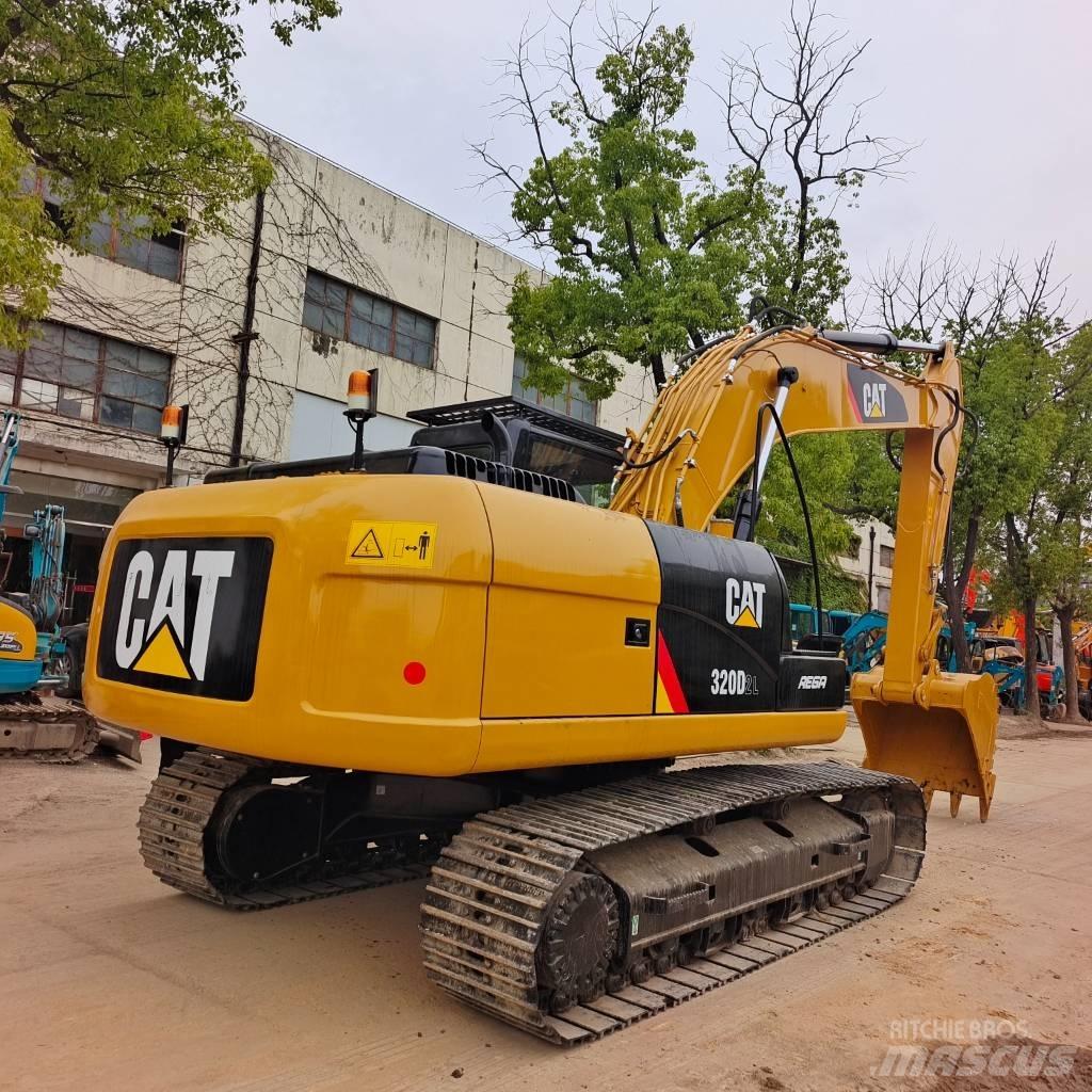 CAT 320 D2L Vikšriniai ekskavatoriai