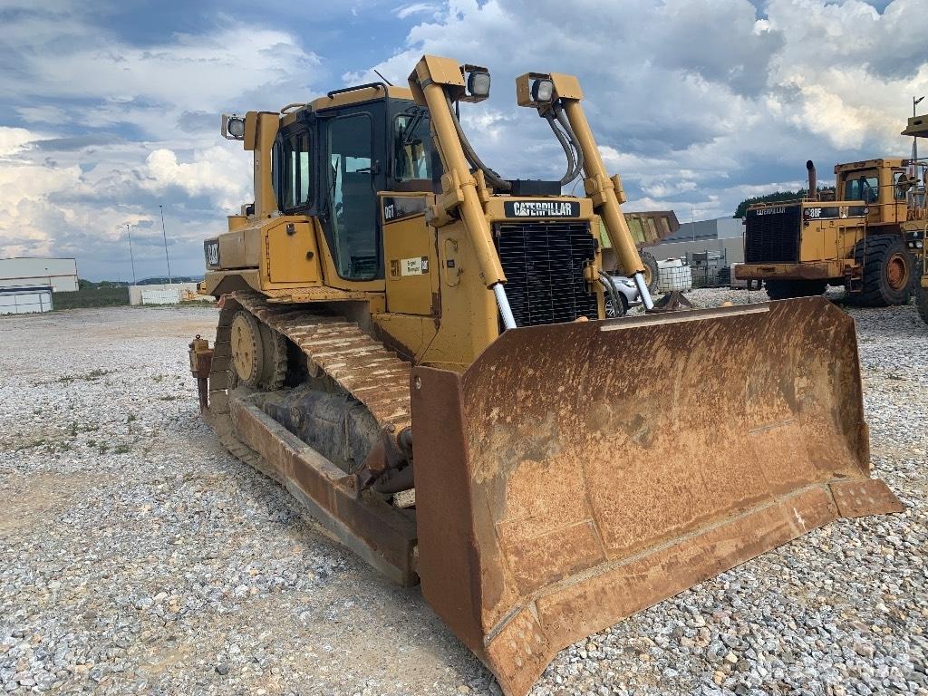 CAT D 6 T Vikšriniai buldozeriai
