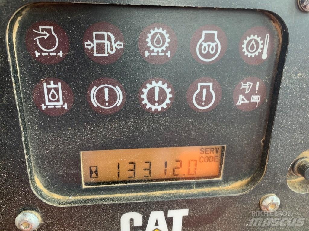 CAT D 6 T Vikšriniai buldozeriai