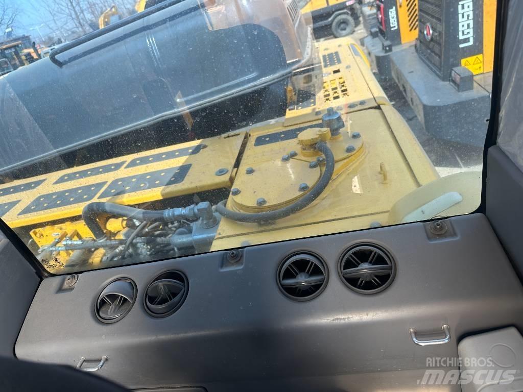 Komatsu pc360 Vikšriniai ekskavatoriai
