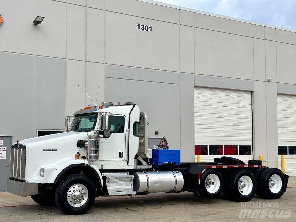 Kenworth T 800 Naudoti vilkikai