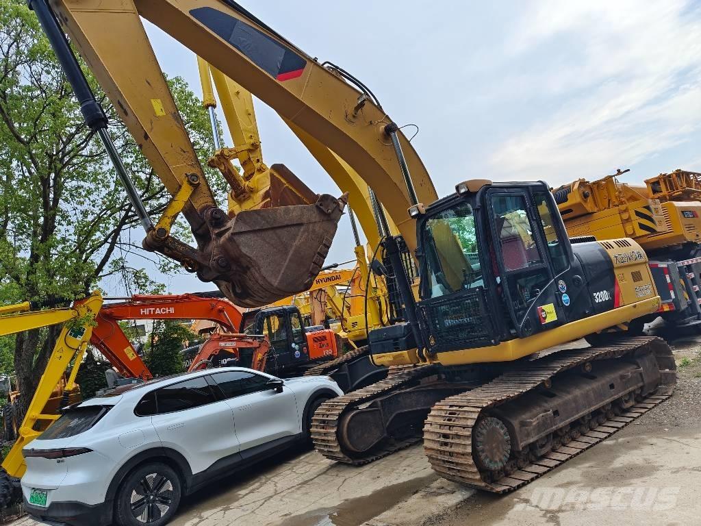 CAT 320 D2 Vikšriniai ekskavatoriai