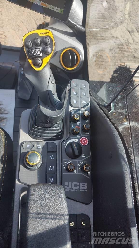 JCB 140 X Vikšriniai ekskavatoriai