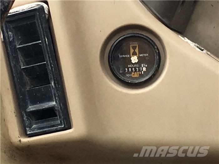 CAT 330 B L Vikšriniai ekskavatoriai