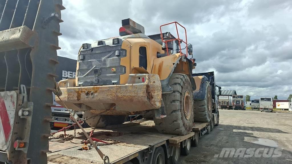 Volvo L 260 H Naudoti ratiniai krautuvai