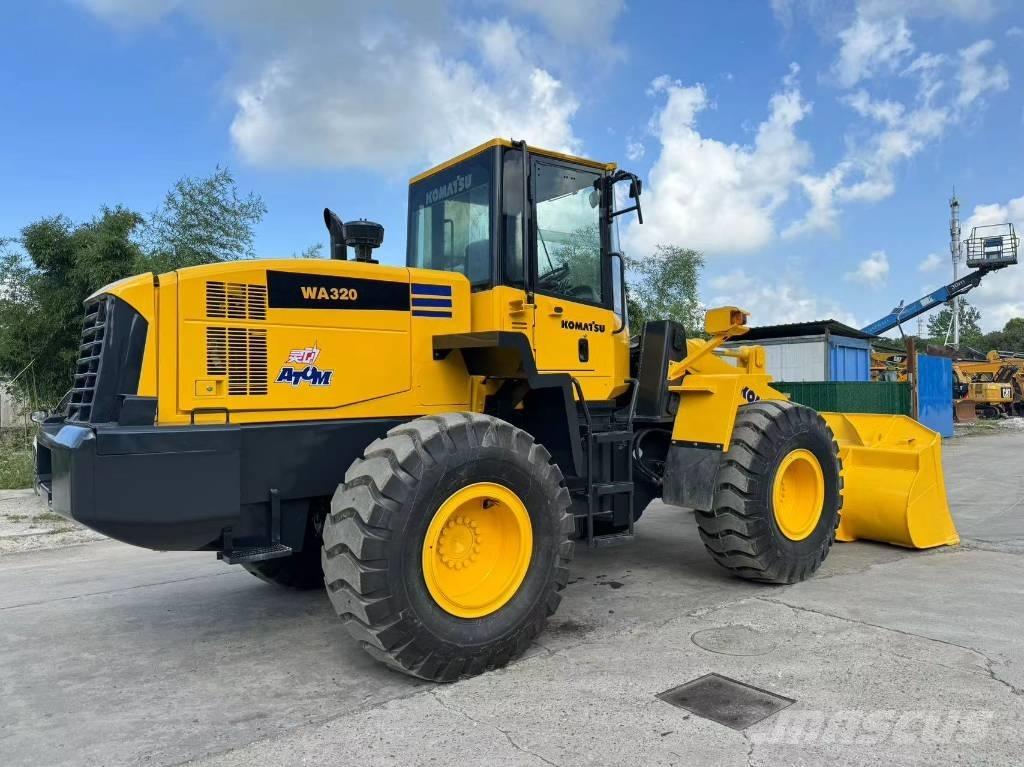 Komatsu WA 320-5 Naudoti ratiniai krautuvai