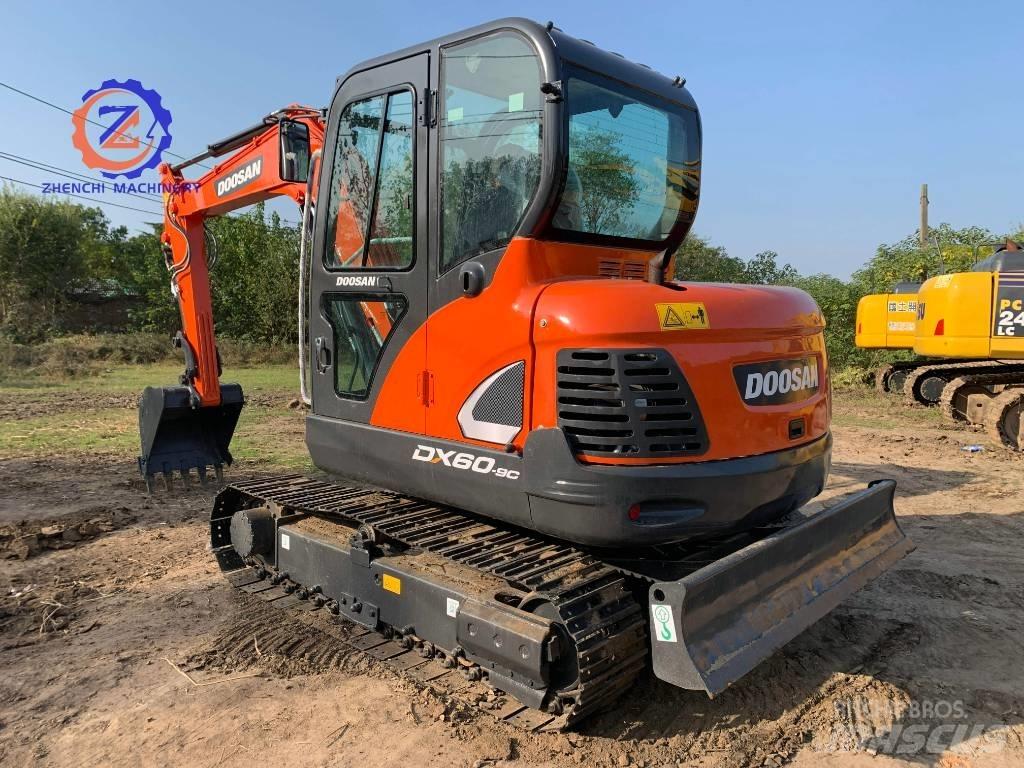 Doosan DX 60 Mini ekskavatoriai < 7 t