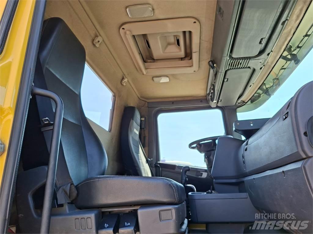 Scania T 420 LA Naudoti vilkikai