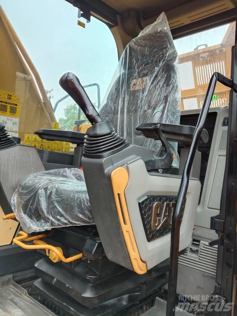 CAT 330 GC Vikšriniai ekskavatoriai