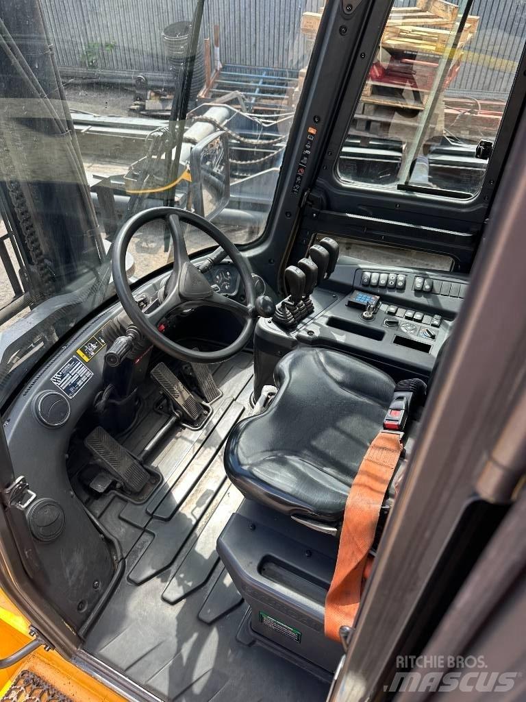 Hyundai 70 D-9 Dyzeliniai krautuvai