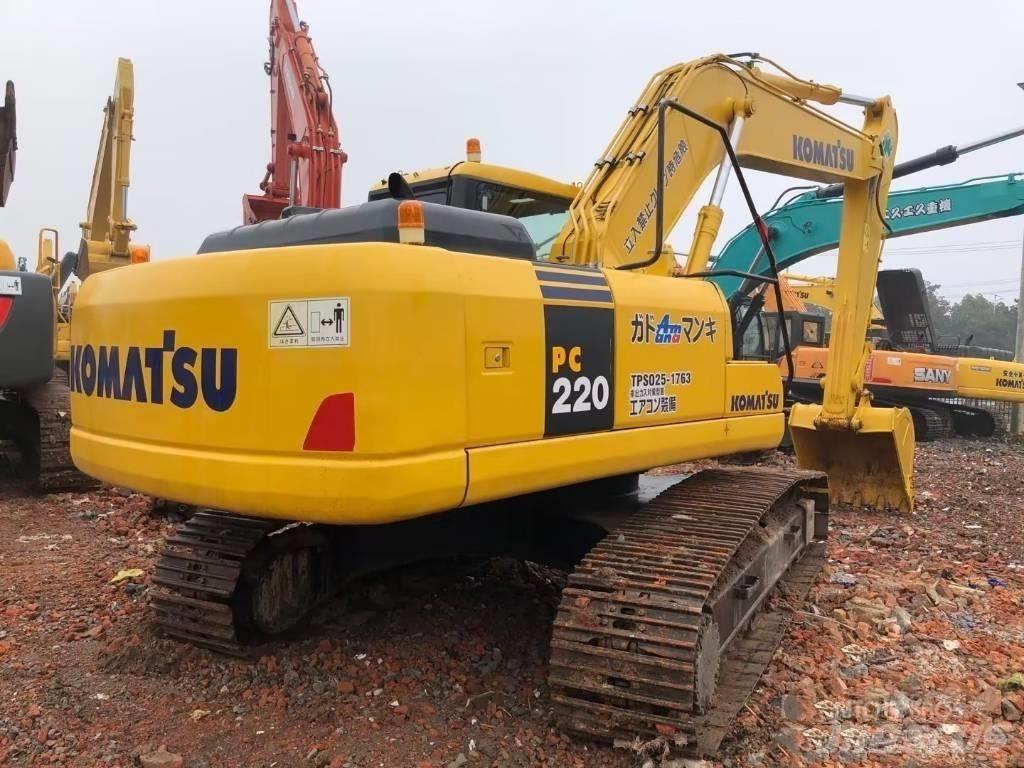 Komatsu pc220-7 Vikšriniai ekskavatoriai