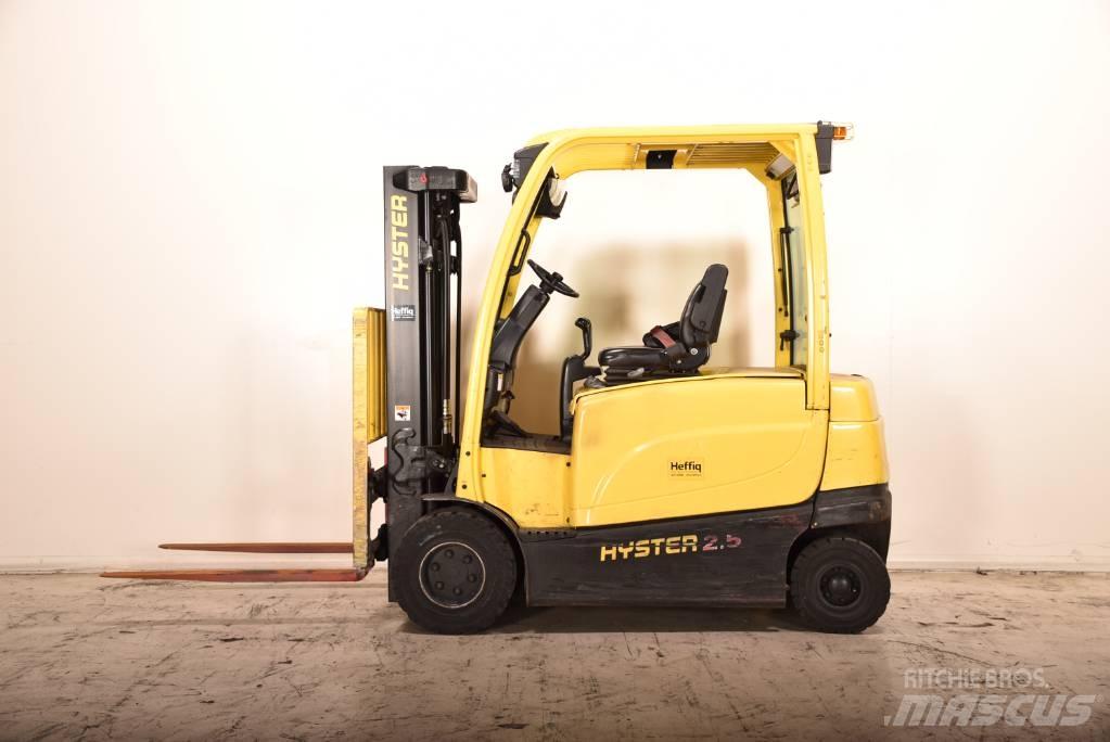 Hyster J 2.5 XN Elektriniai šakiniai krautuvai