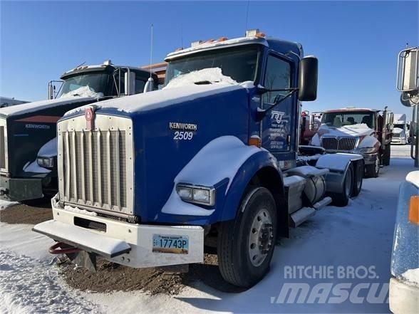 Kenworth T800 Naudoti vilkikai