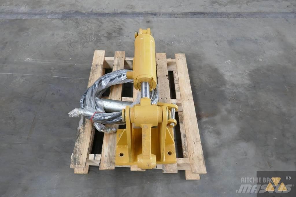 CAT D8T Pin puller Kiti naudoti statybos komponentai