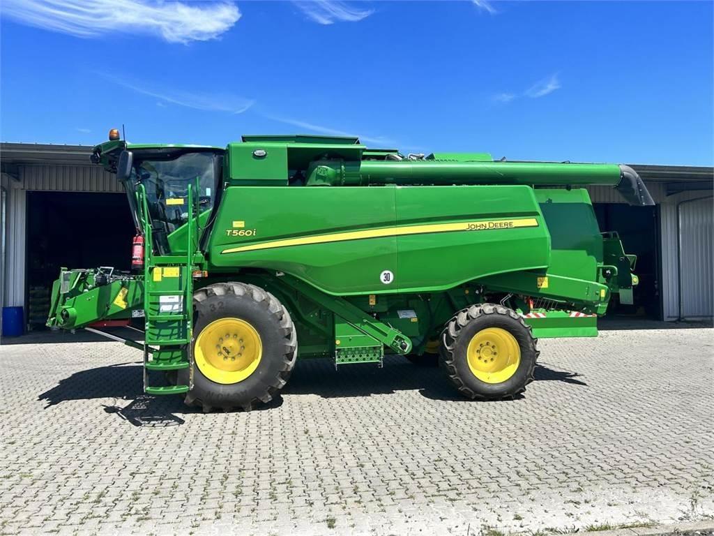 John Deere T560 Derliaus nuėmimo kombainai