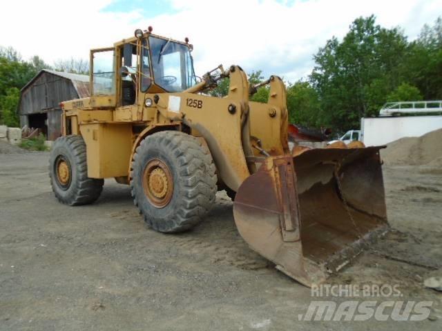 Clark 125 B Naudoti ratiniai krautuvai