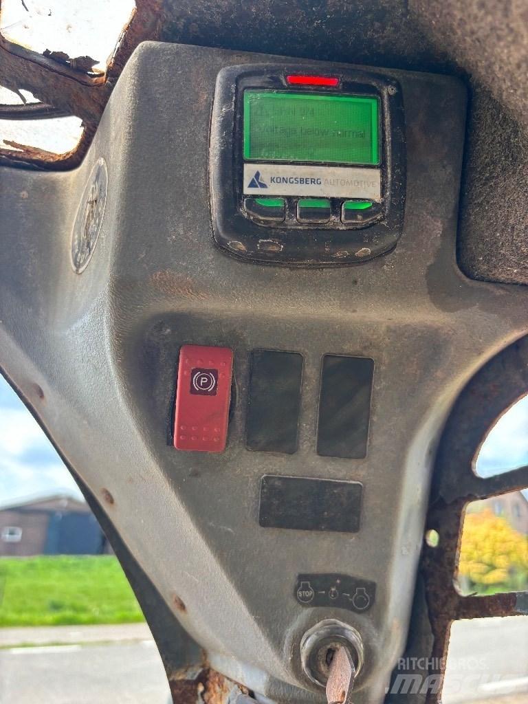 Gehl V 400 Krautuvai su šoniniu pasukimu
