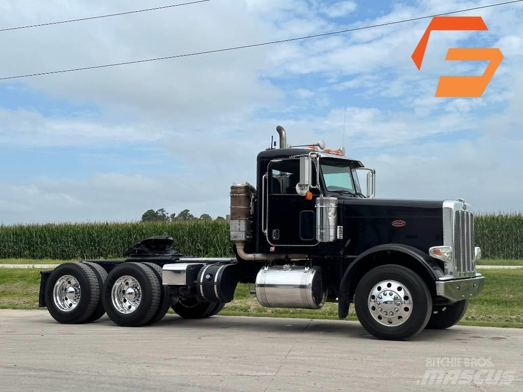 Peterbilt 388 Naudoti vilkikai
