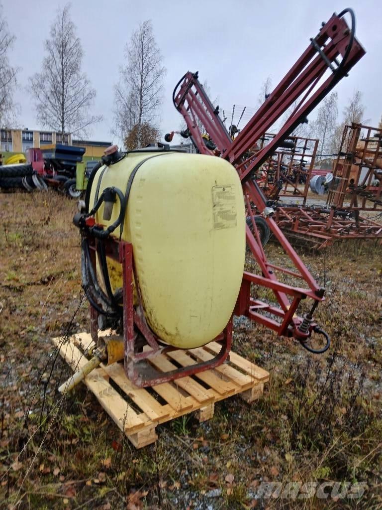 Hardi 600/ 10m Įmontuoti purkštuvai