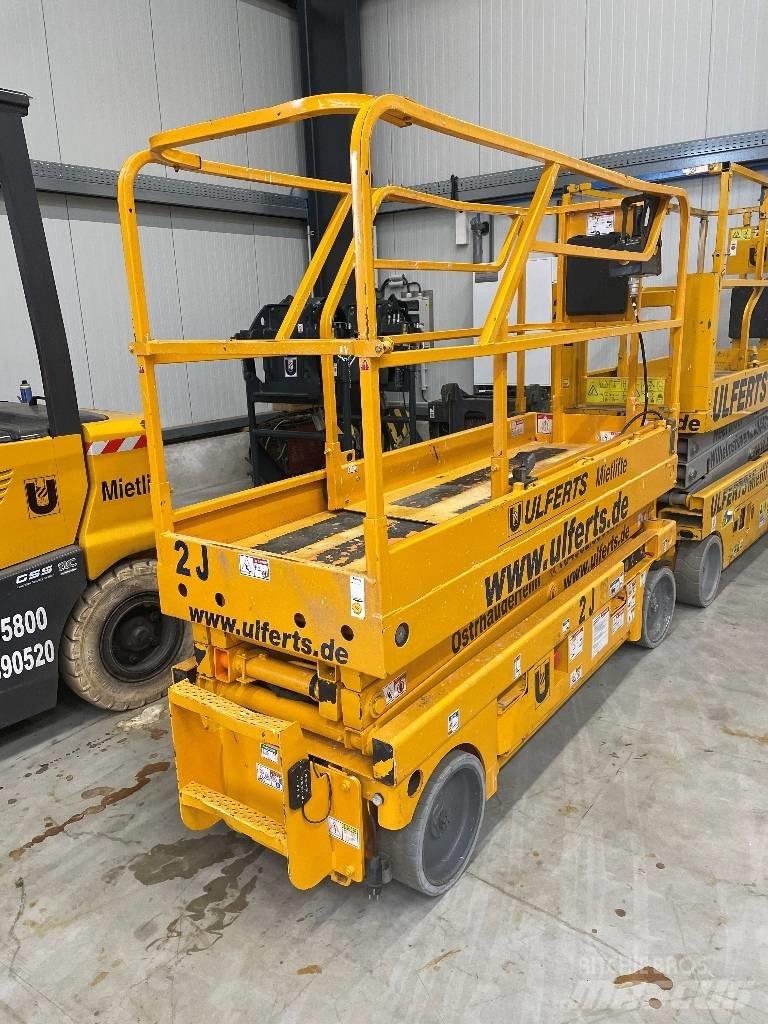 Haulotte Compact 8 Žirkliniai keltuvai