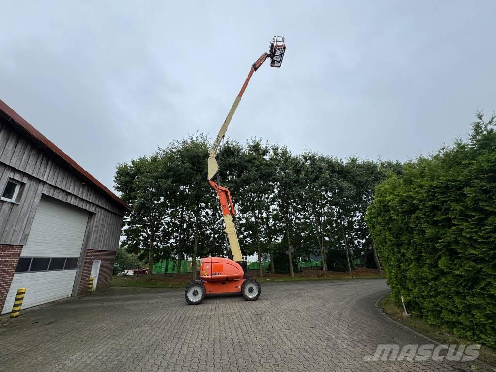 JLG 600 AJ Alkūniniai keltuvai
