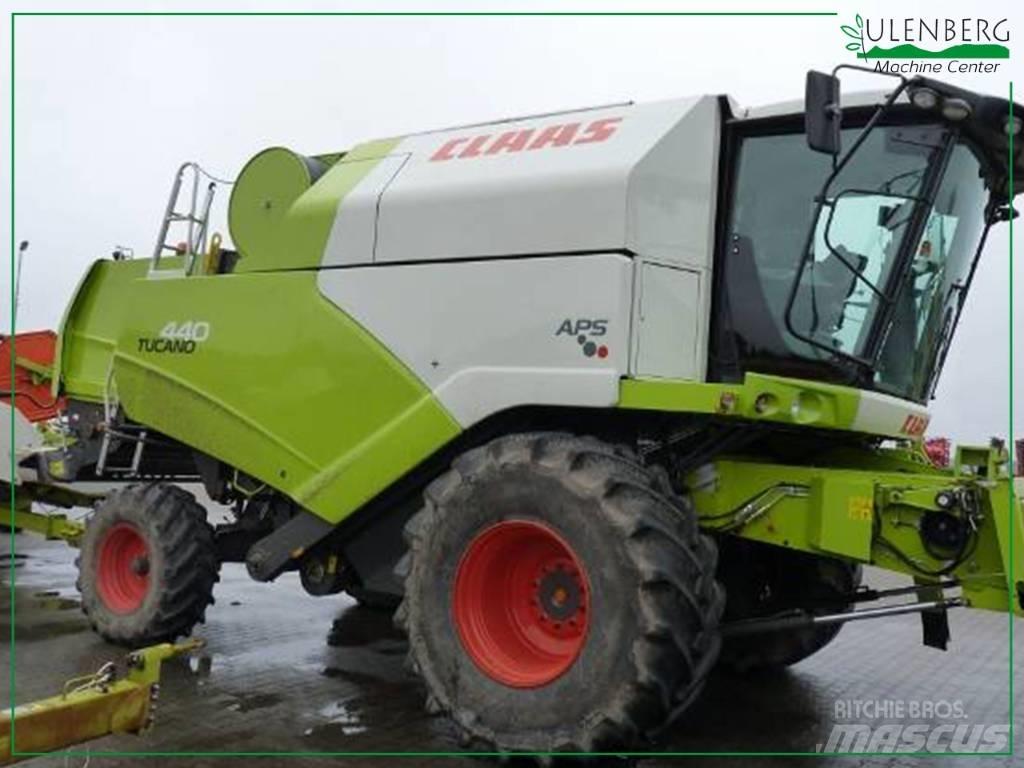 CLAAS Tucano 440 Derliaus nuėmimo kombainai