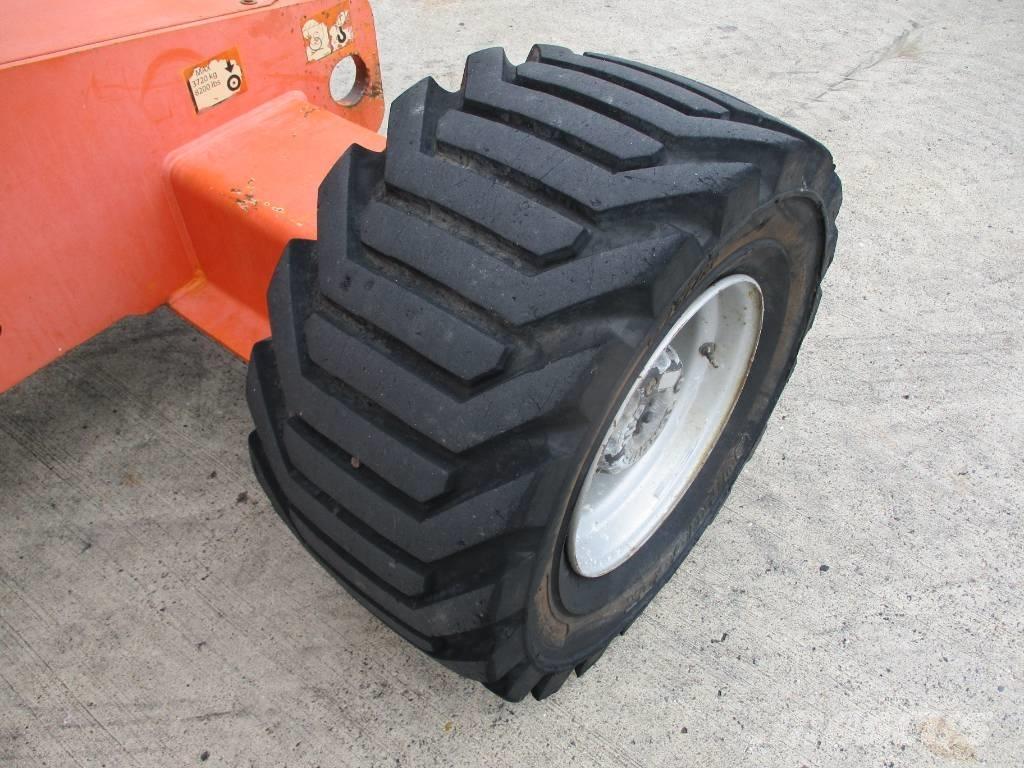 JLG 510 AJ (866) Kompaktiškas savaeigis strėlinis keltuvas