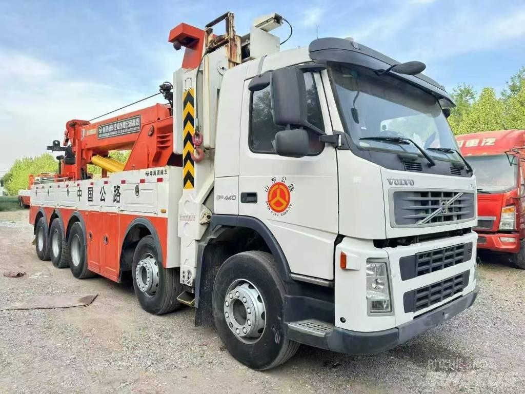 Volvo FM 440 Pagalbos kelyje automobiliai