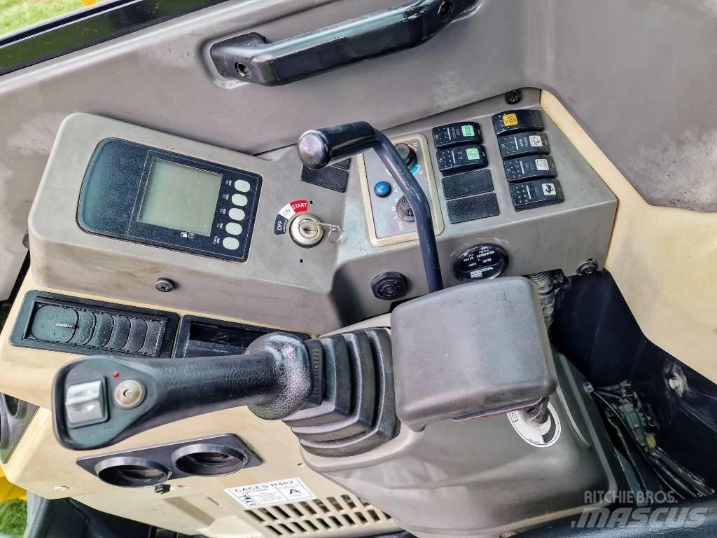 Yanmar Vio 80 Vidutinės galios ekskavatoriai 7-12 t