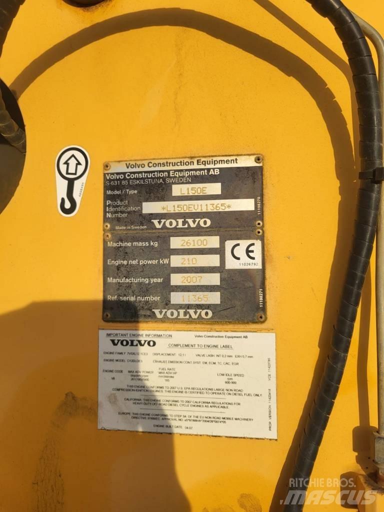 Volvo L 150 E Naudoti ratiniai krautuvai