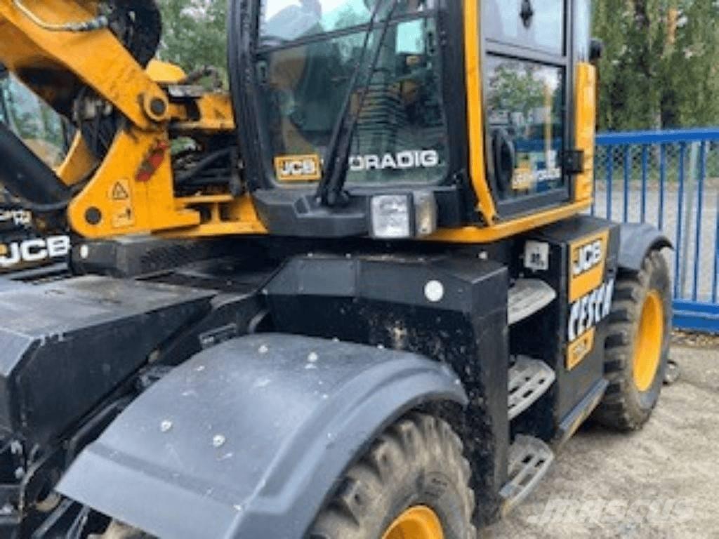 JCB Hydradig Ratiniai ekskavatoriai