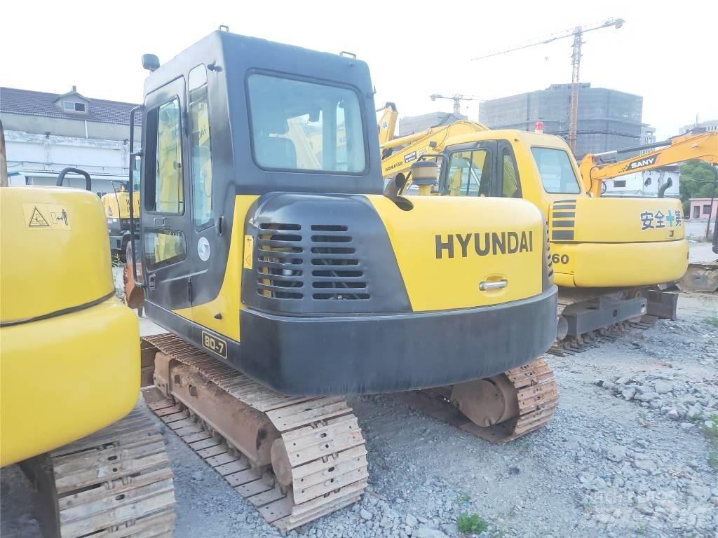 Hyundai R80-7 Vikšriniai ekskavatoriai