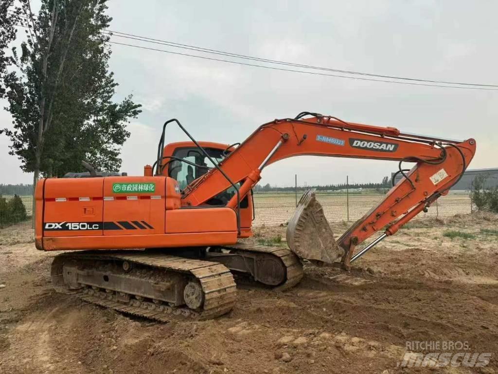 Doosan DX150 Vikšriniai ekskavatoriai