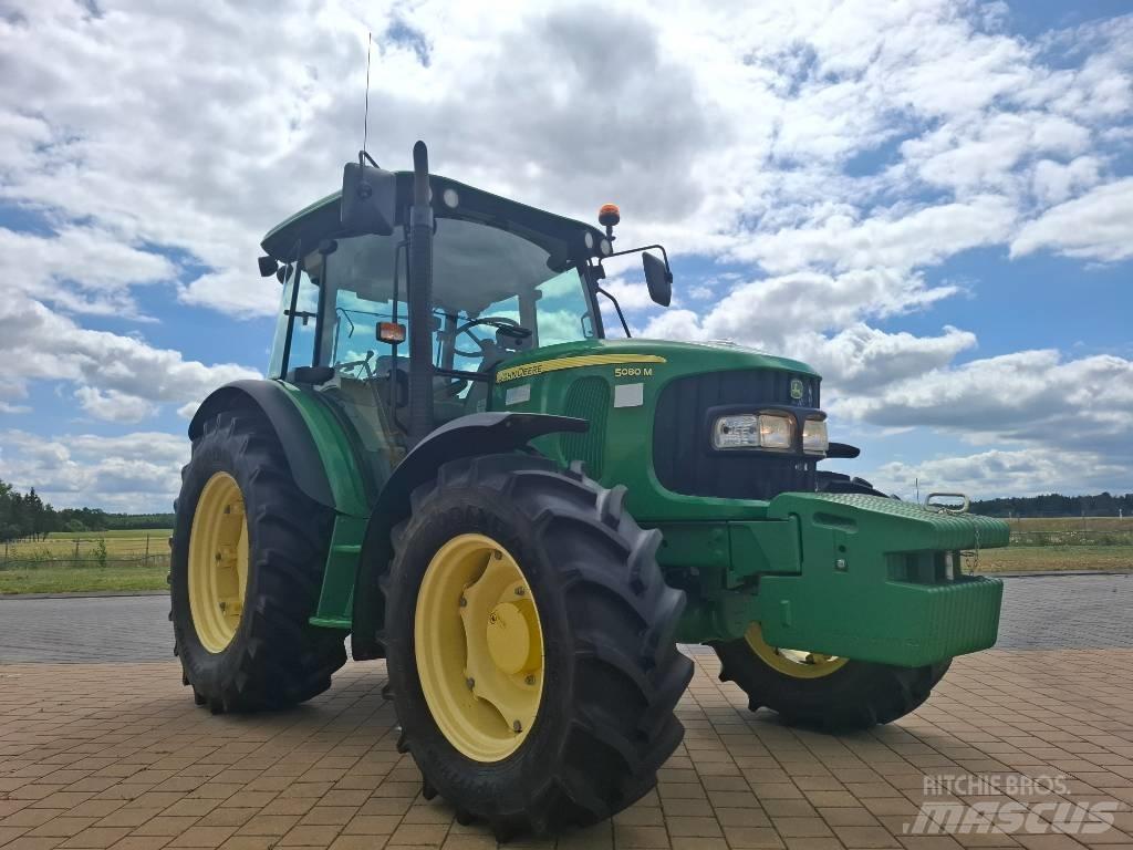 John Deere 5080M Traktoriai
