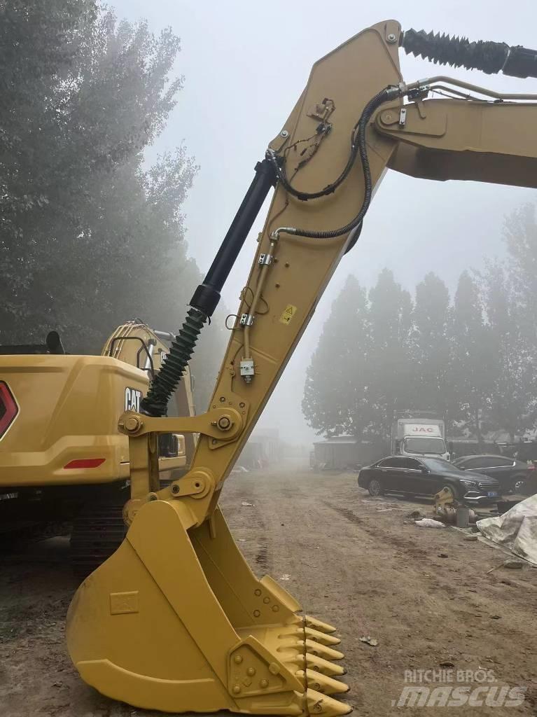 CAT 2021 CAT 330 Ratiniai ekskavatoriai