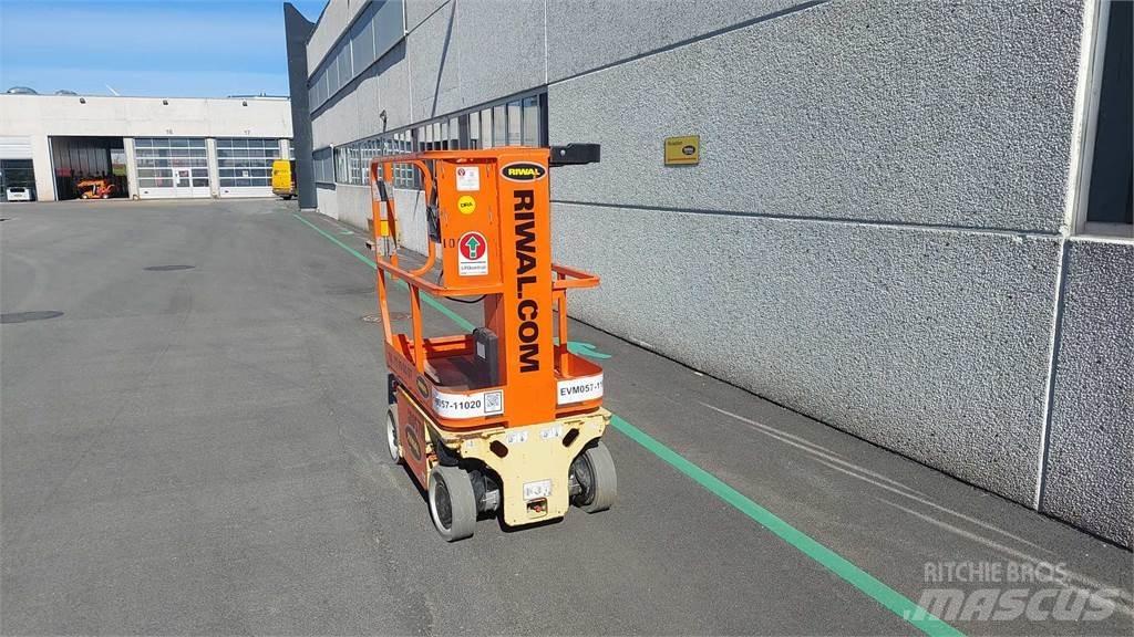 JLG 1230ES Kiti keltuvai ir platformos