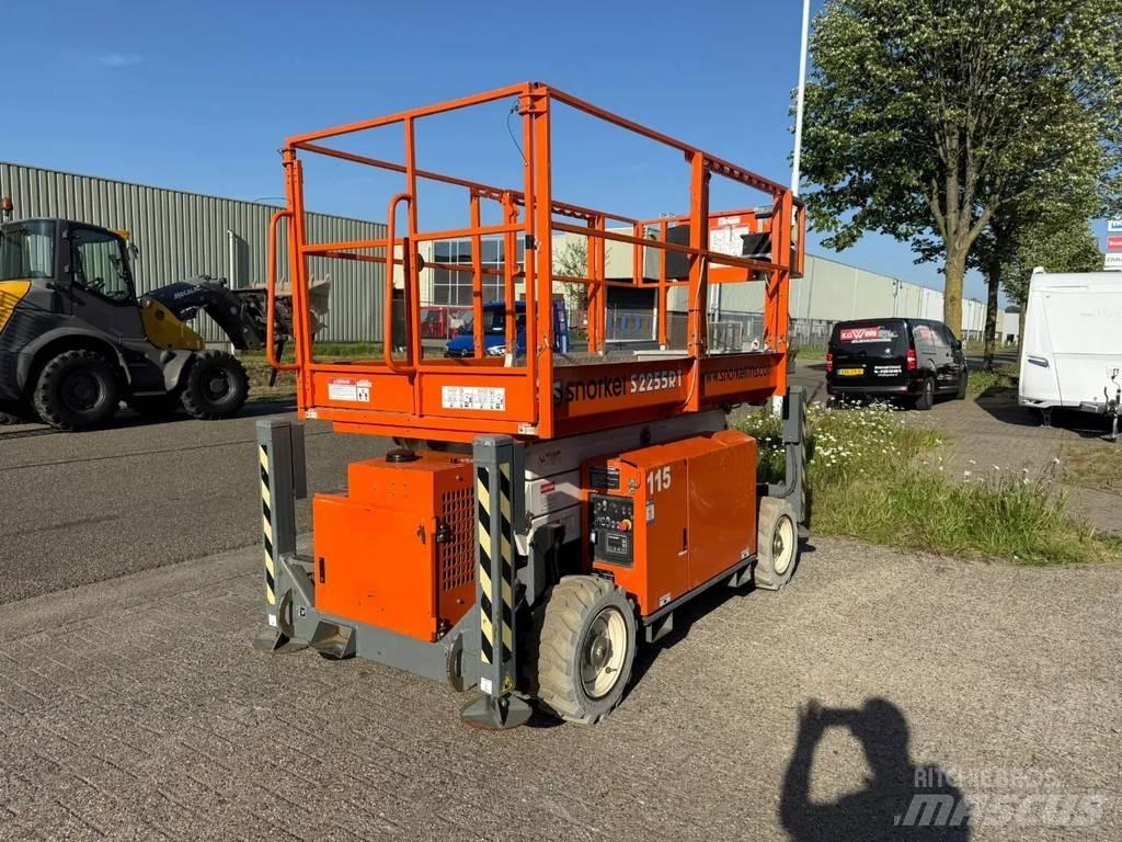 Snorkel S2255RT Žirkliniai keltuvai