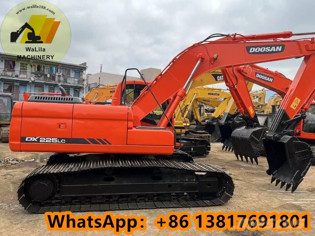 Doosan DX 225 LCA Vikšriniai ekskavatoriai
