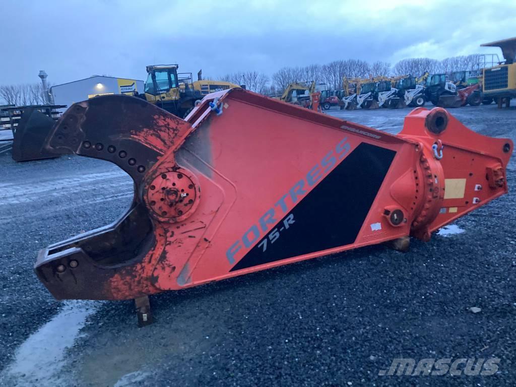  Fortress FS75 Trupintuvai