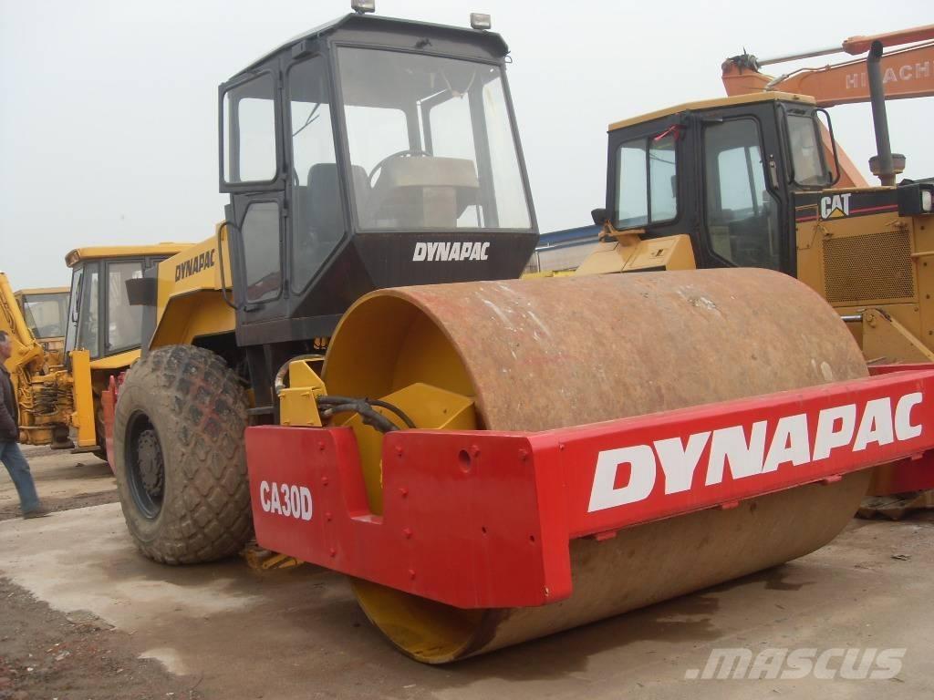 Dynapac CA 30 D Vieno būgno volai