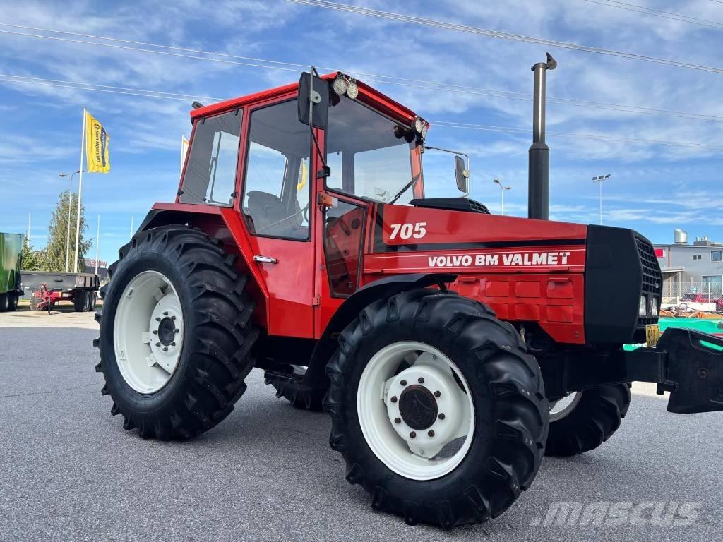 Valmet 705 Traktoriai
